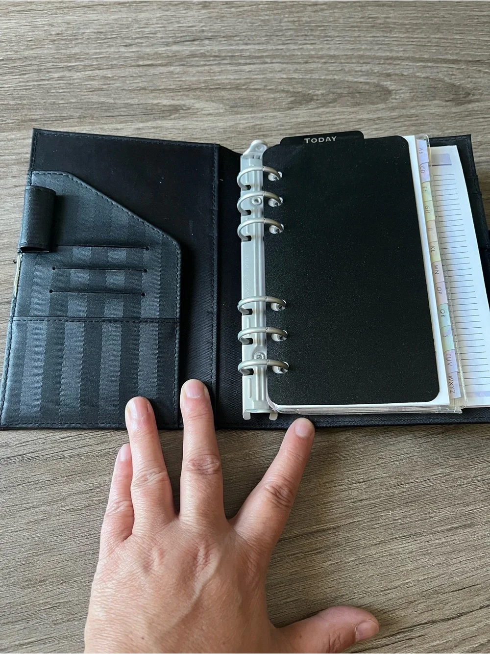 DAY-TIMER Black Striped Vinyl 6-Ring Organizer Binder Planner Cover Snap Close
